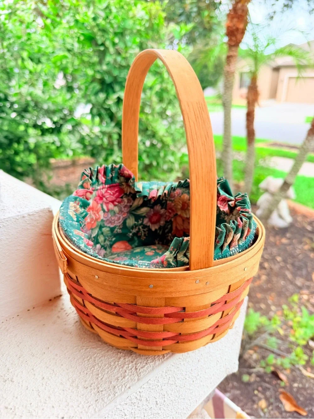 Bradford Basket Co Mother's Day 1996 with Floral Fabric Liner   9